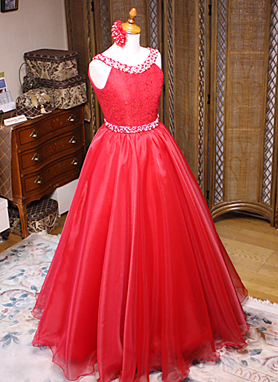 ボリュームAラインのスカート