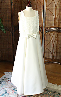 ピアノのコンクールドレス オフホワイト