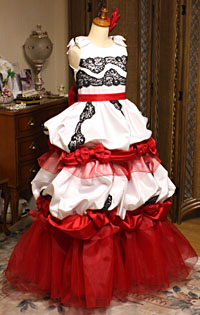 ピアノの発表会ドレス レッド＆ホワイト
