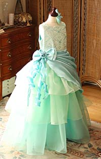 ピアノ発表会ドレス エメラルドグリーン