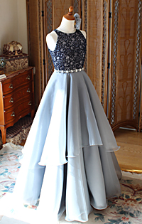 ピアノのコンクールドレス ブルー