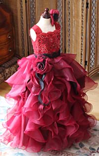 ピアノのコンサートドレス ワインレッド