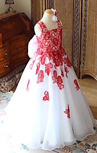 ピアノのコンチェルト用ドレス ホワイト＆レッド