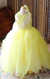 ピアノのコンチェルトドレス イエロー ミックスカラー 愛媛県