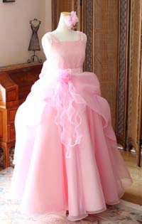 ピアノのコンチェルトドレス ピンク 福岡県