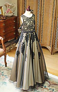 入賞者記念コンサートドレス シャンパンゴールド＆ブラック 東京都