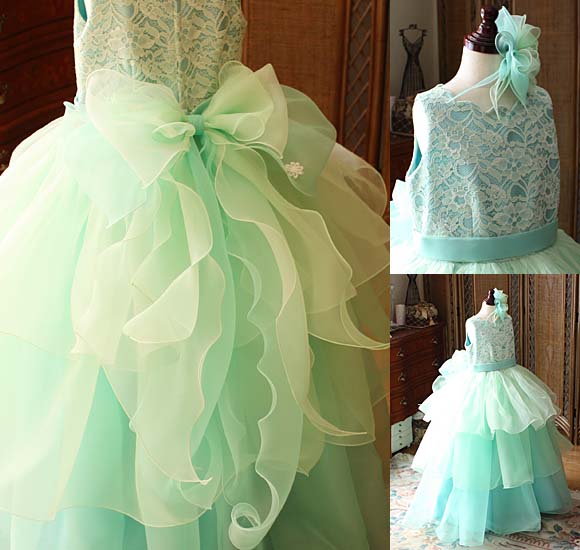 バックスタイルリボン スカートデザイン