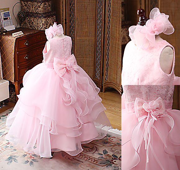 スカートシルエット ヘッドドレス リボンのデザイン