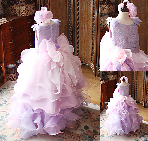 The Rabbit Closet お問合せNO.1デザイン バックスタイルデザインと豪華なリボンの詳細