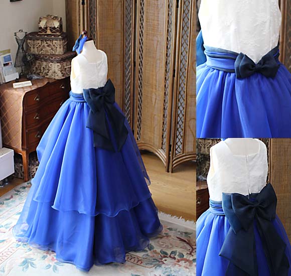 ベルラインスカートシルエット リボンデザイン