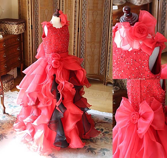 ピアノのコンチェルトドレス レッド＆ブラック 福岡県