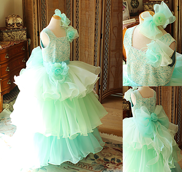 入賞者記念コンサートドレス エメラルドグリーン オーダーメイド