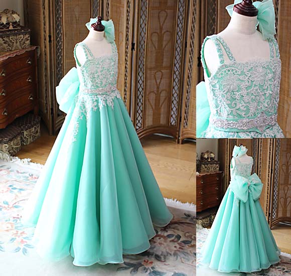 ピティナ入賞者記念コンサートドレス エメラルドグリーン