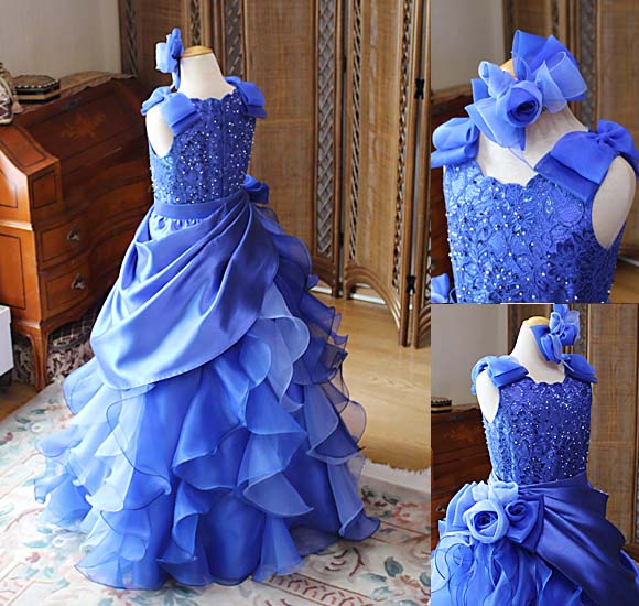 ドレスラインとバックスタイルデザイン 上半身デザインと細部のデコルテ