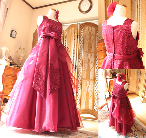 ドレスのリボンデザイン