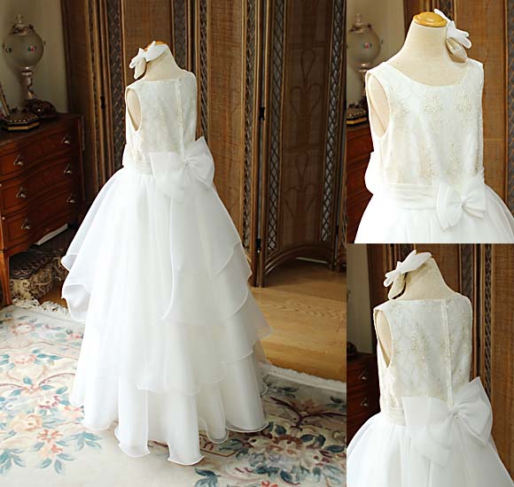 ボリュームベルラインスカート バックスタイルデザイン