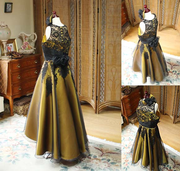 フレアAラインスカート コンサートドレス シルエット