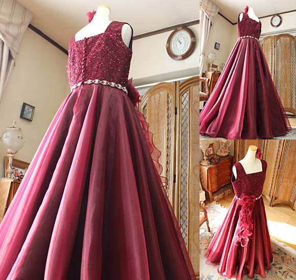 スカートライン フレアボリューム