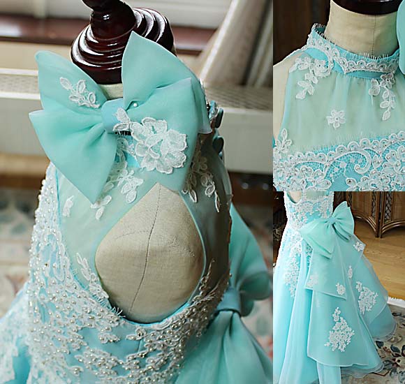 リボンの髪飾り リバレースのデコルテ